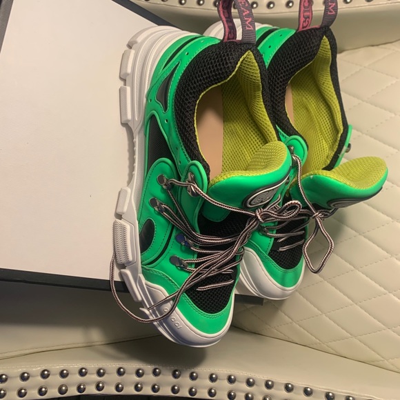 - Authentic Green And Black Gucci Flashtrek … - Picture 6 of 9